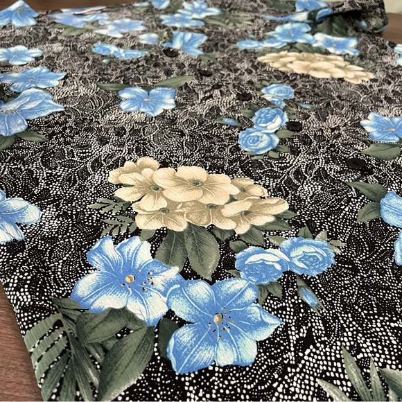 Vintage Floral Paisley Button Down Blouse - Picture 5 of 7